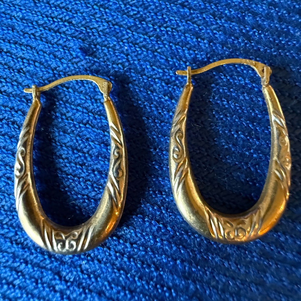 Elegant Vintage 925 Sterling Hoop Earrings